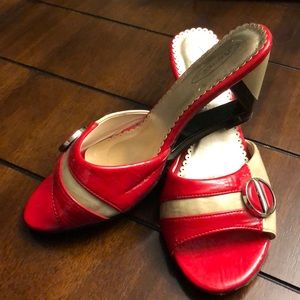 🌺Luvshoe Red & Cream Sandals🌺